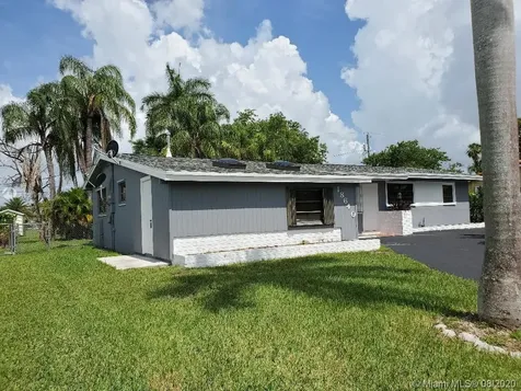 18640 SW 98th Avenue Cutler Bay FL 33157