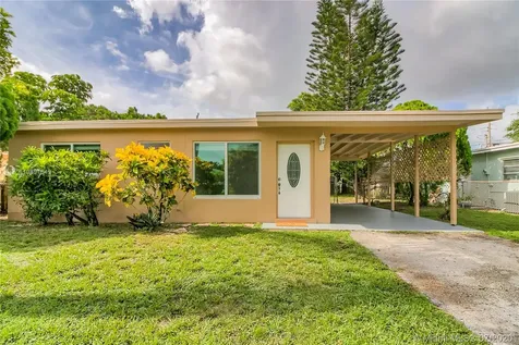 914 W Hawie Street Jupiter FL 33458