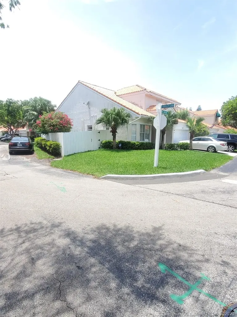 3100 N 38th Avenue Hollywood FL 33021