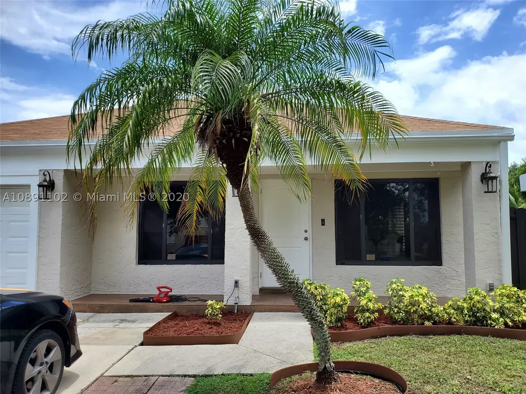 1100 SW 84th Terrace Pembroke Pines FL 33025