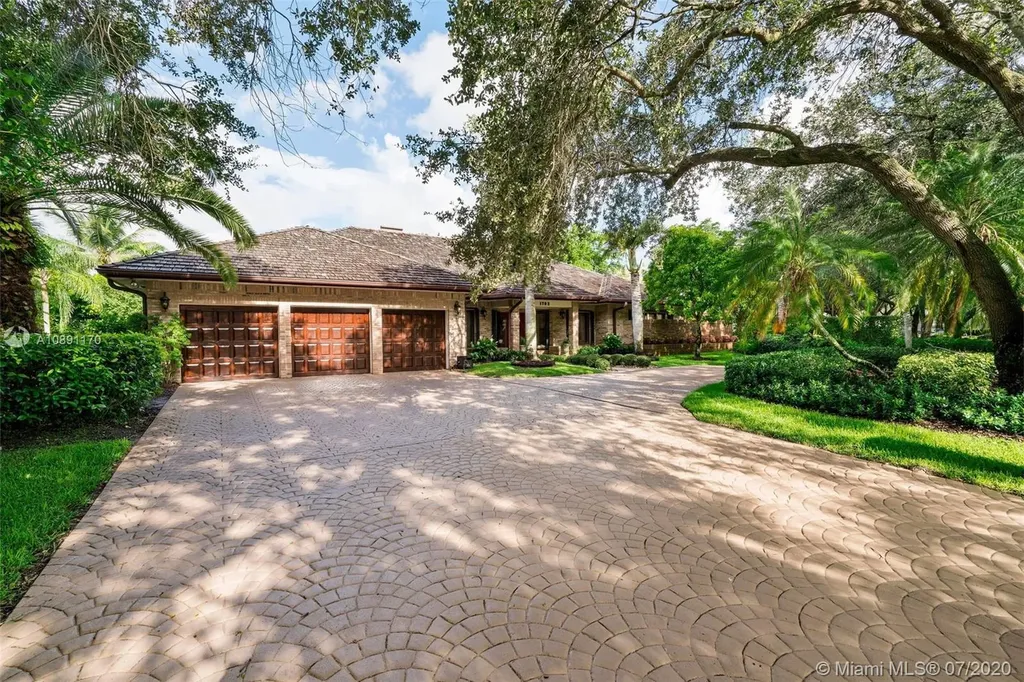 1702 Vestal Drive Coral Springs FL 33071