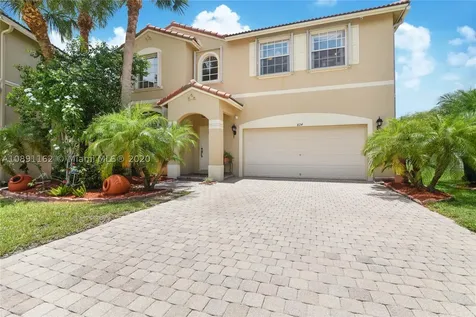 824 NW 126th Drive Coral Springs FL 33071