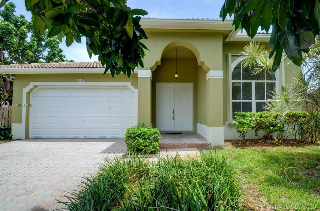 9007 SW 161st Terrace Palmetto Bay FL 33157