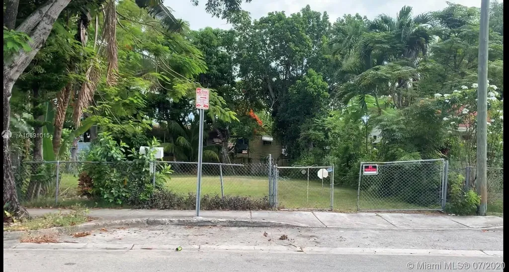 167 NW 32nd Street Miami FL 33127