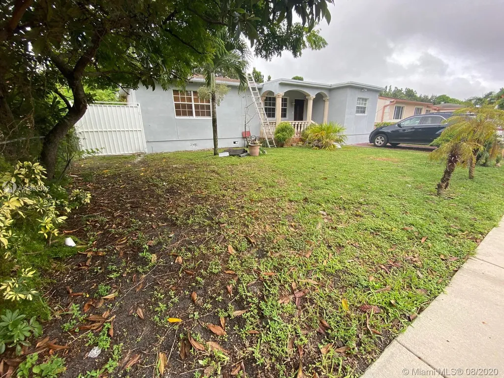 860 NE 158th Street North Miami Beach FL 33162