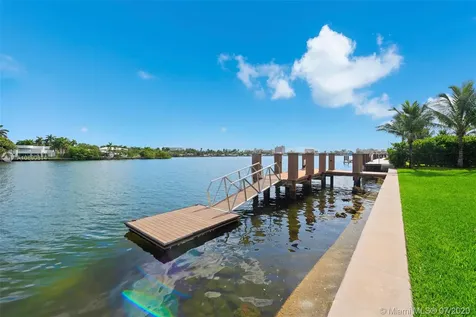 919 S Southlake Drive Hollywood FL 33019
