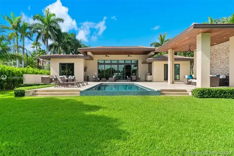 919 S Southlake Drive Hollywood FL 33019