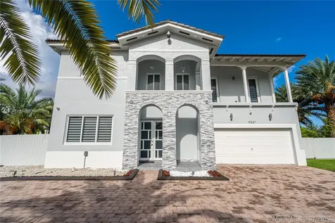 19247 SW 132nd Court Miami FL 33177