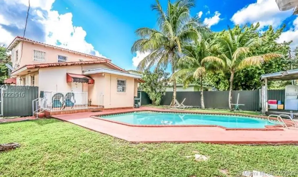 120 SW 31st Court Miami FL 33135
