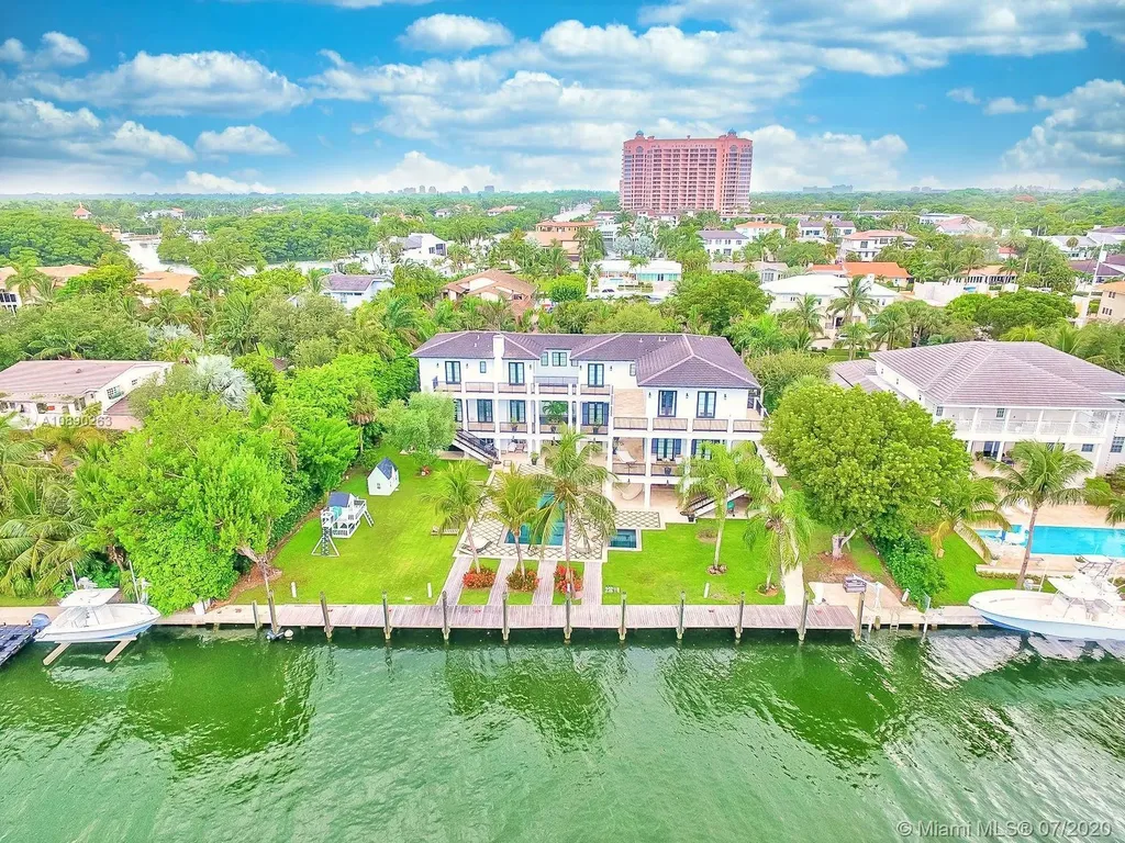 6919 Sunrise Terrace Coral Gables FL 33133