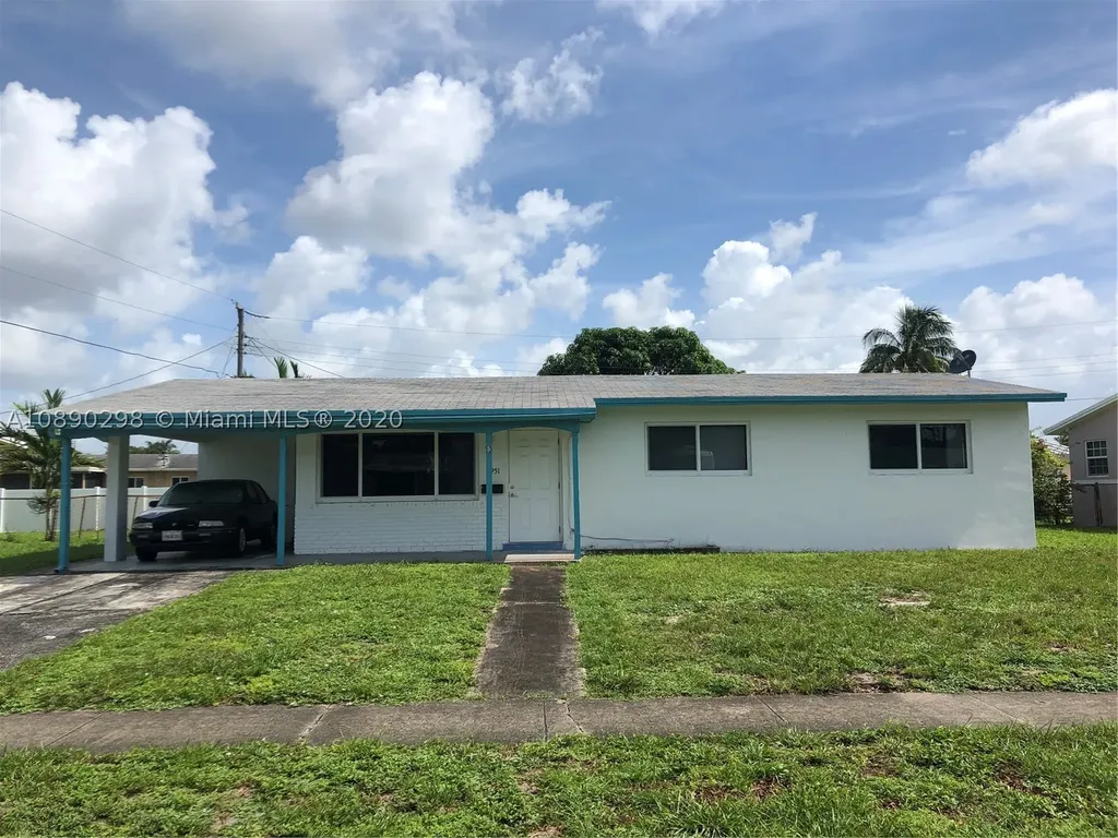 6951 SW 3rd Street Pembroke Pines FL 33023