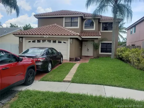 1571 SW 87th Way Pembroke Pines FL 33025