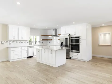 7120 SW 107th Terrace Pinecrest FL 33156