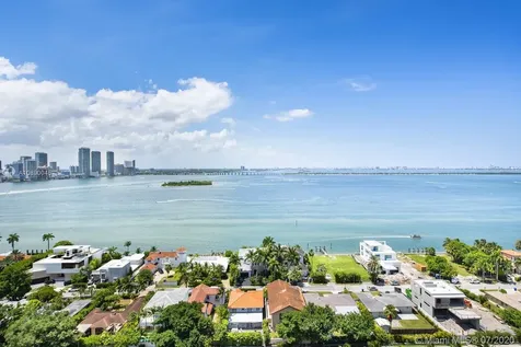 1000 Venetian Way Miami FL 33139