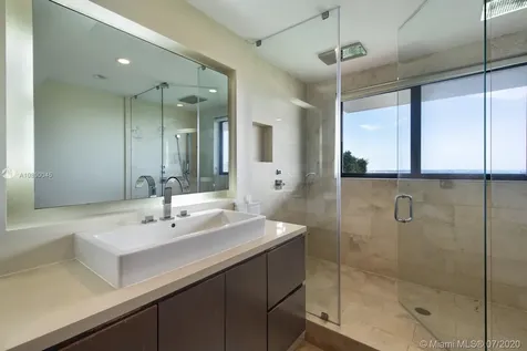 1000 Venetian Way Miami FL 33139