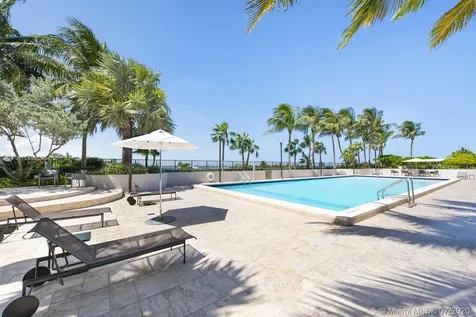 1000 Venetian Way Miami FL 33139