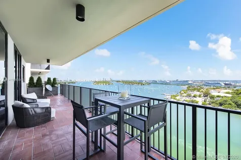 1000 Venetian Way Miami FL 33139