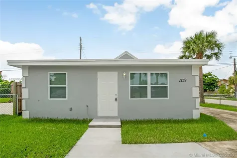 1259 W 25th Street Riviera Beach FL 33404