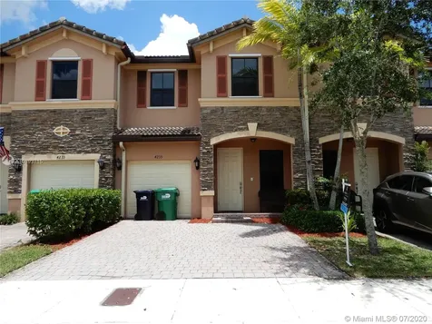 4235 SW 164th Court Miami FL 33185