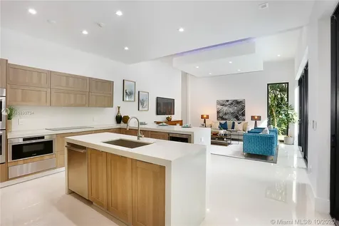 427 Amalfi Avenue Coral Gables FL 33146