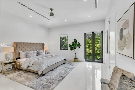427 Amalfi Avenue Coral Gables FL 33146
