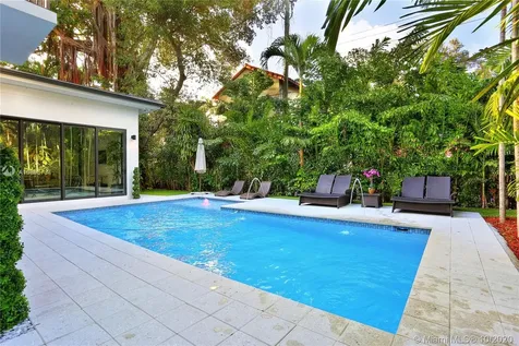 427 Amalfi Avenue Coral Gables FL 33146