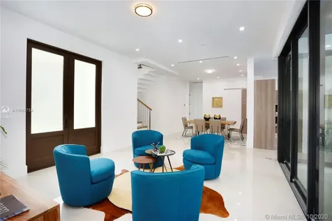 427 Amalfi Avenue Coral Gables FL 33146