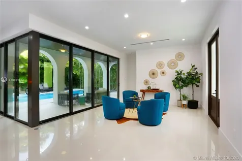 427 Amalfi Avenue Coral Gables FL 33146