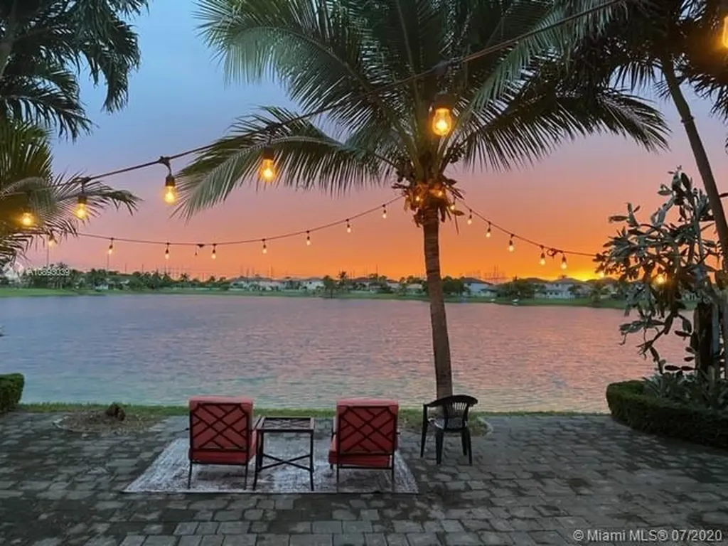 13864 SW 122nd Court Miami FL 33186