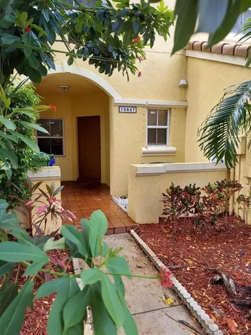 16847 SW 1st Place Pembroke Pines FL 33027