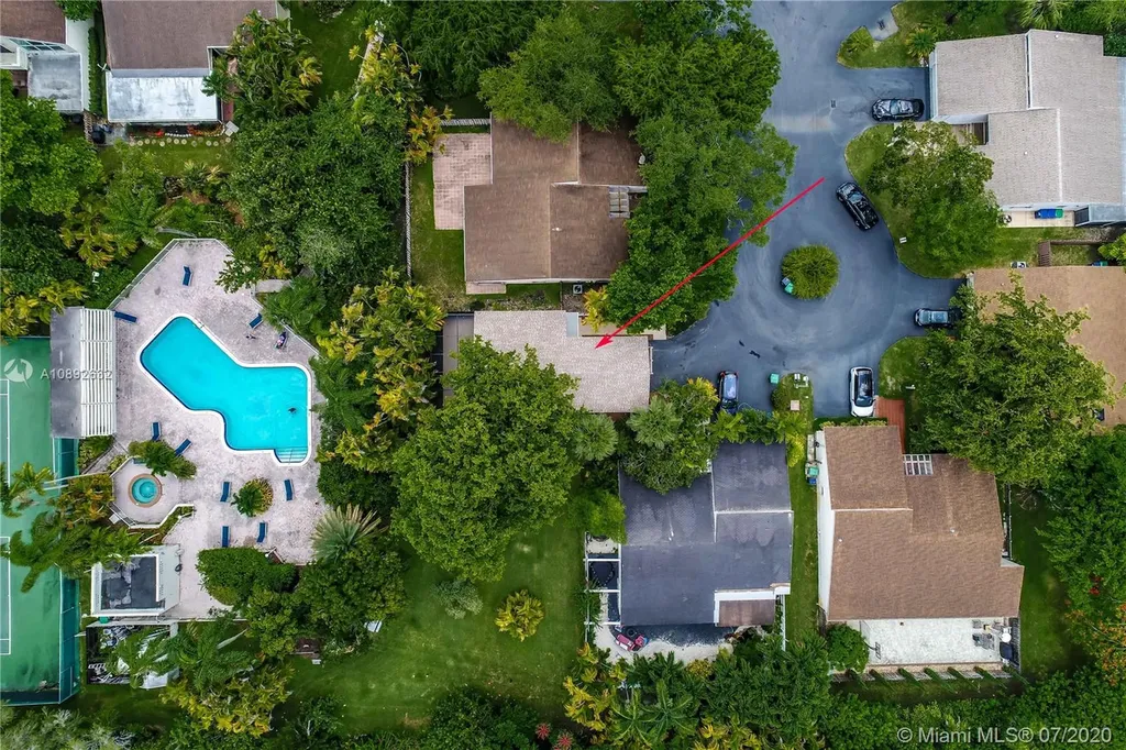 9245 SW 78th Court Miami FL 33156