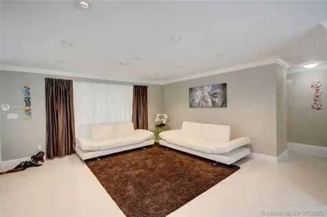 3712 Cleveland Street Hollywood FL 33021