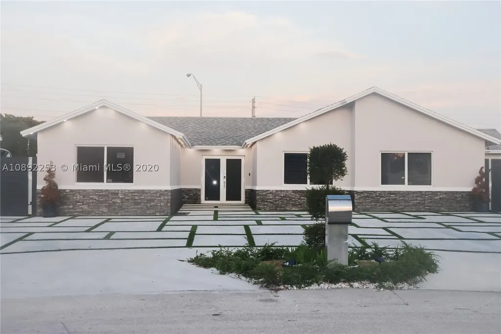19451 NW 57th Court Hialeah FL 33015