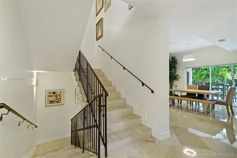 3515 E Fairview Street Coconut Grove FL 33133