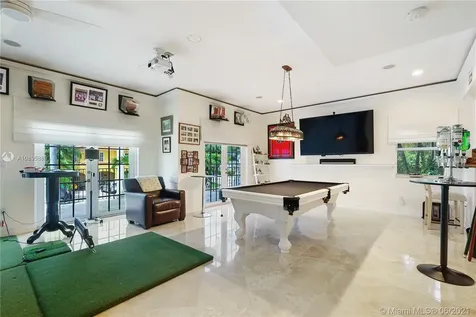 3515 E Fairview Street Coconut Grove FL 33133