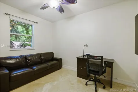 3515 E Fairview Street Coconut Grove FL 33133
