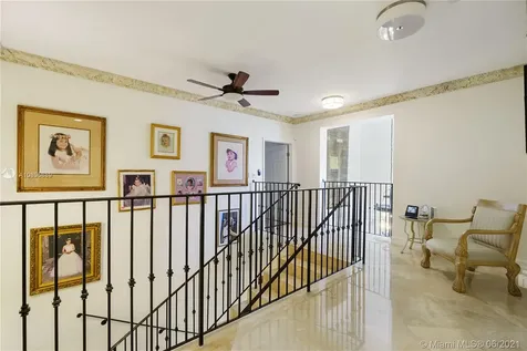 3515 E Fairview Street Coconut Grove FL 33133