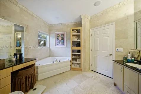 3515 E Fairview Street Coconut Grove FL 33133