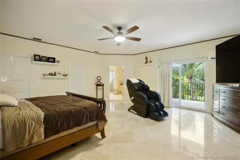 3515 E Fairview Street Coconut Grove FL 33133