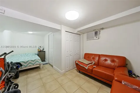 3515 E Fairview Street Coconut Grove FL 33133