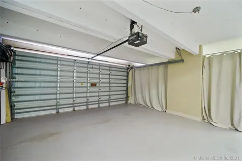 3515 E Fairview Street Coconut Grove FL 33133