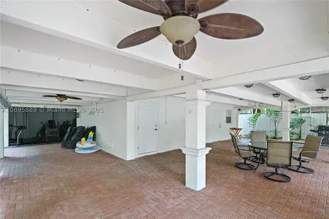 3515 E Fairview Street Coconut Grove FL 33133