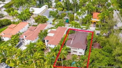 3515 E Fairview Street Coconut Grove FL 33133