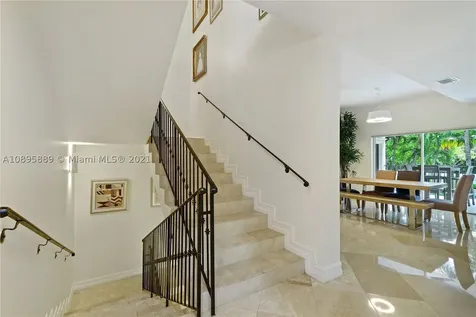 3515 E Fairview Street Coconut Grove FL 33133