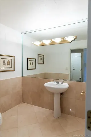 10101 Collins Avenue Bal Harbour FL 33154