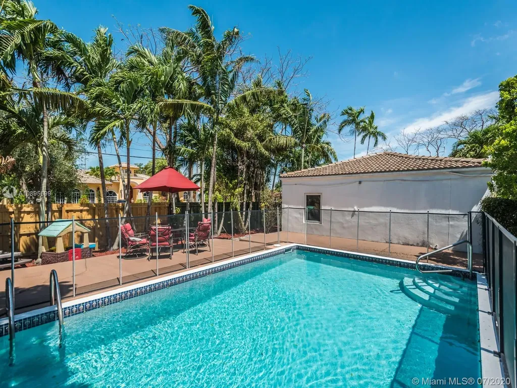 498 Swan Avenue Miami Springs FL 33166