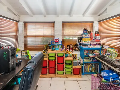 498 Swan Avenue Miami Springs FL 33166