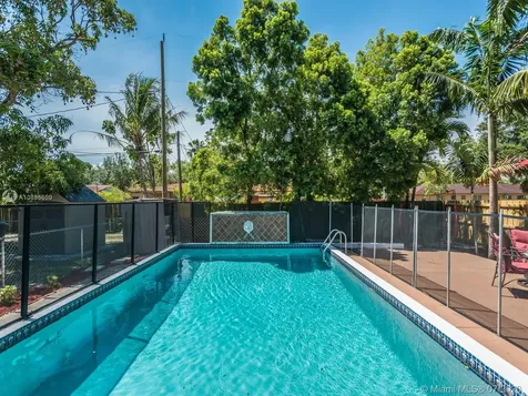 498 Swan Avenue Miami Springs FL 33166