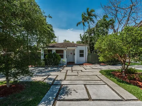 498 Swan Avenue Miami Springs FL 33166