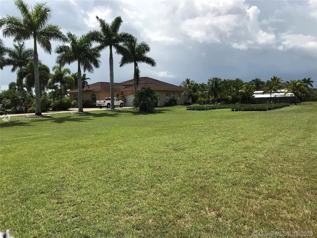 19320 SW 192nd Street Miami FL 33187